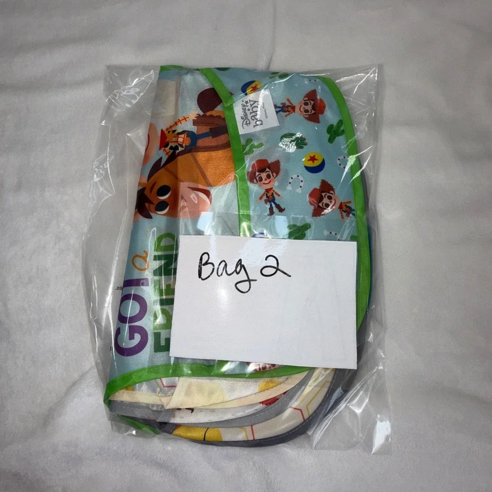 Disney Baby Bibs Lot of 7 Unisex Multicolor Excellent Waterproof Toy Story Pooh